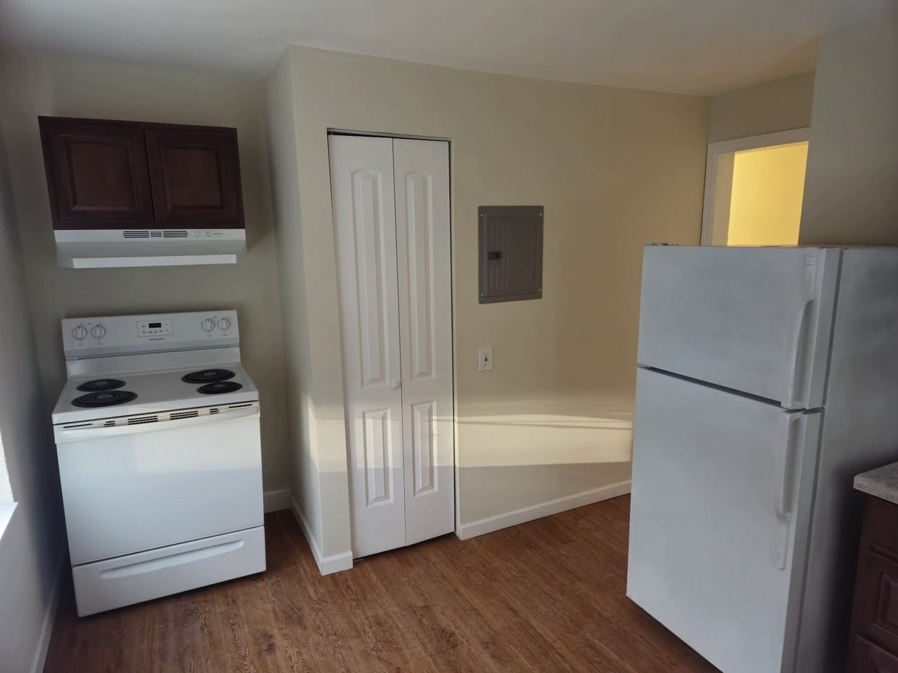 9901 Diamond Drive - Photo 3 of 12