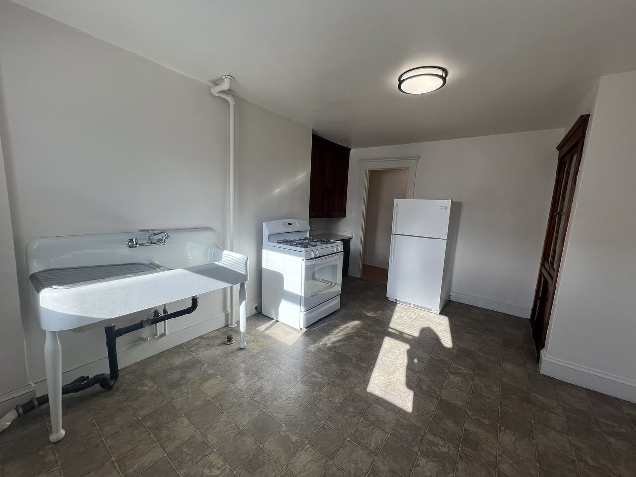 248-250 North Main Street - Photo 3 of 18