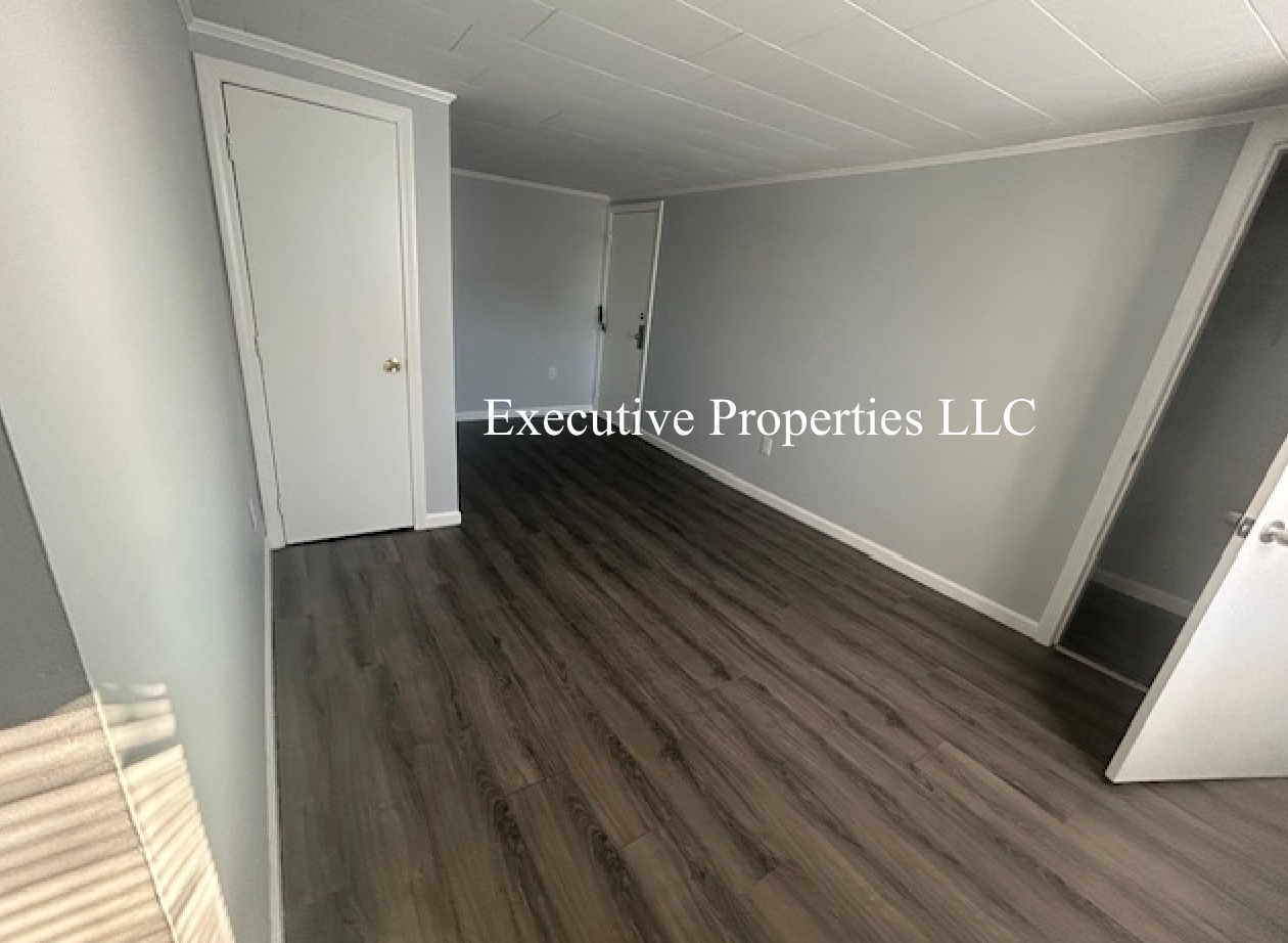 205 - 207 North Main Street - Photo 3 of 14