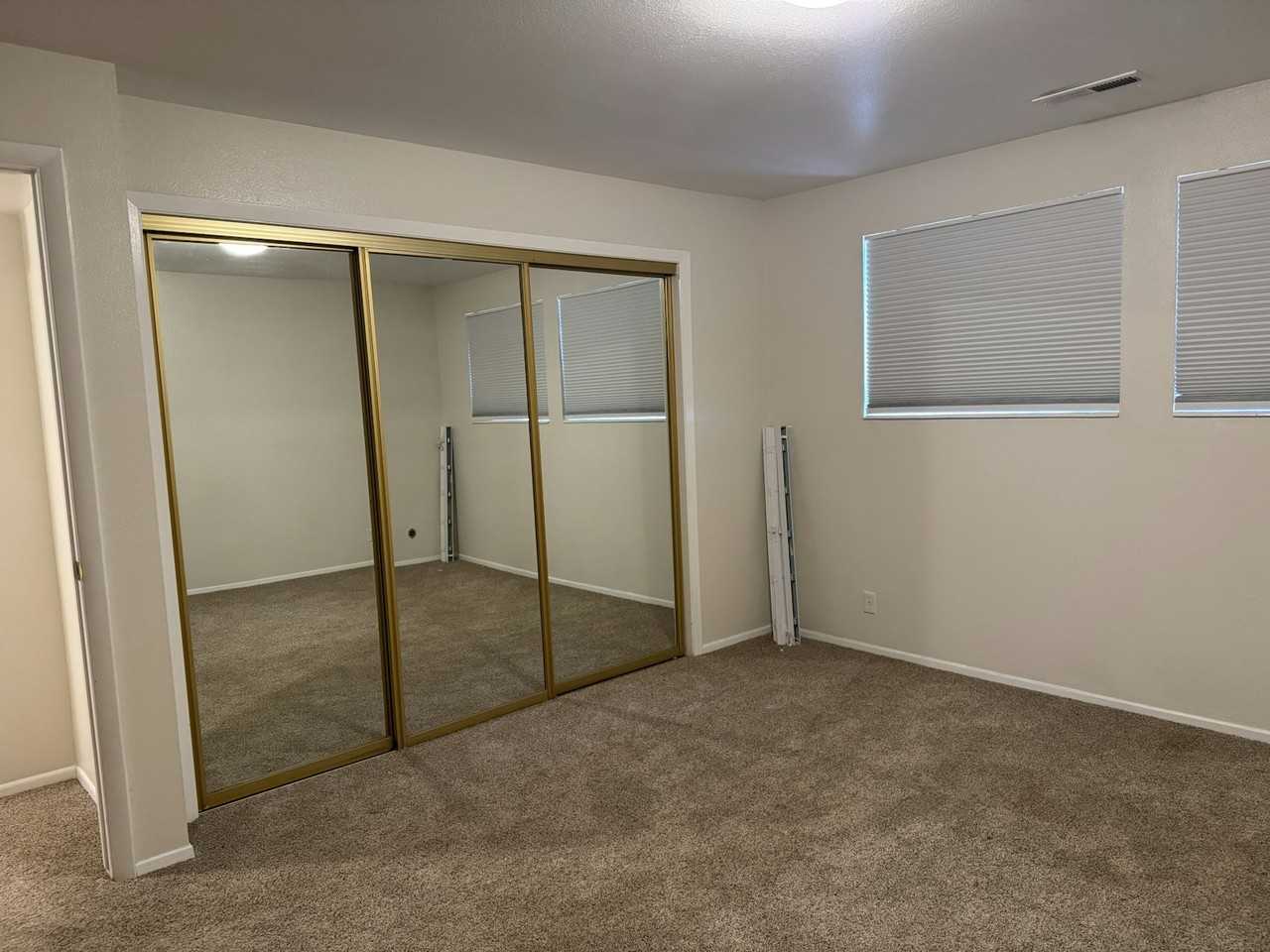 3665 East 3820 South, Unit 1 - Photo 3 of 9