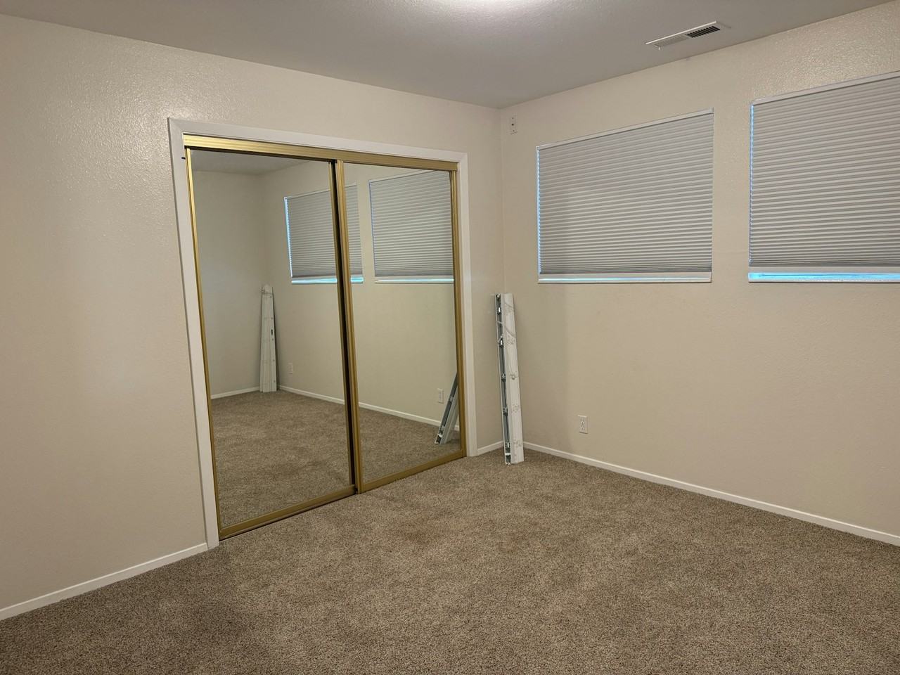 3665 East 3820 South, Unit 1 - Photo 6 of 9