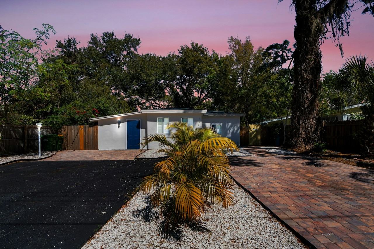 1019 41st Street, Unit A - Photo 2 of 21