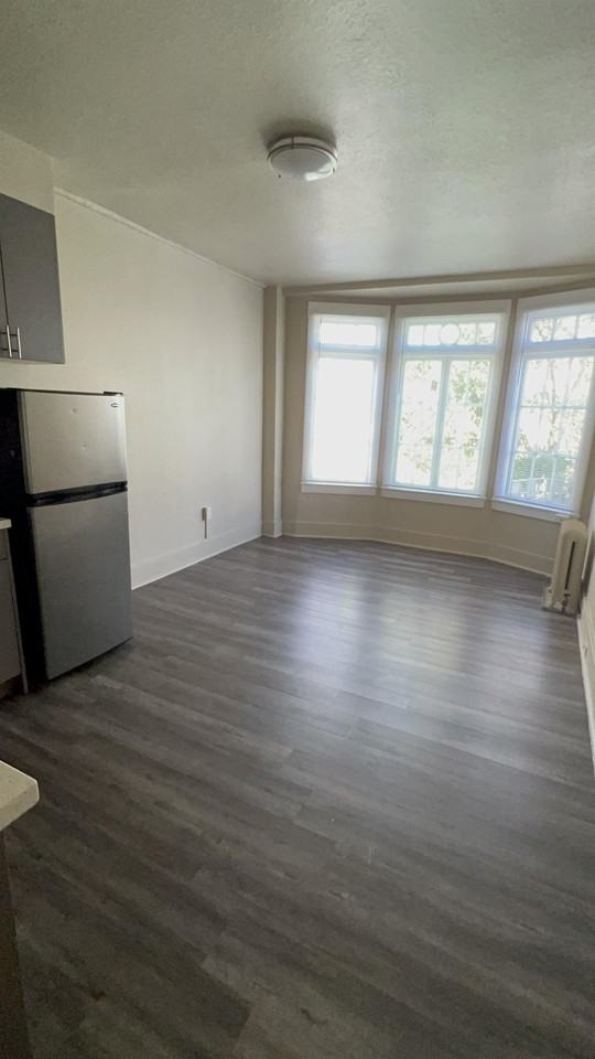 285 Turk Street - Photo 3 of 7