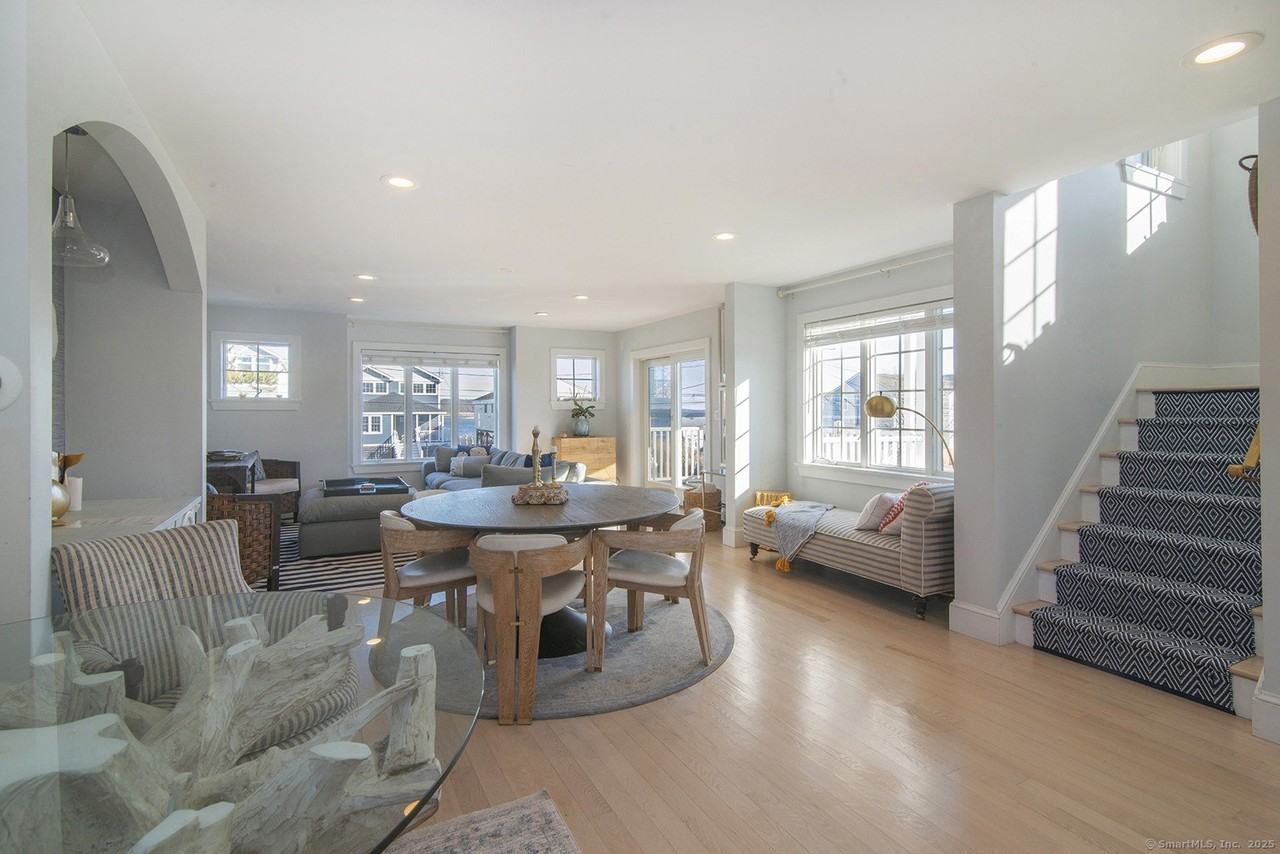 99 Jupiter Point Rd - Photo 7 of 33