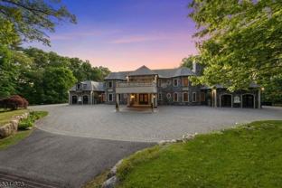 105 Chestnut Ridge Rd - Photo 1 of 1