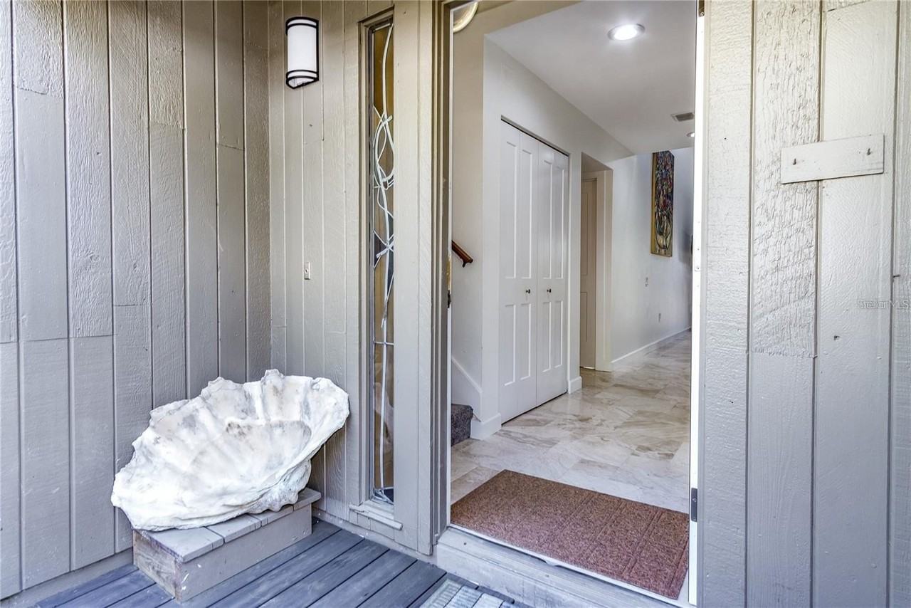 101 Woodland Pl - Photo 4 of 35