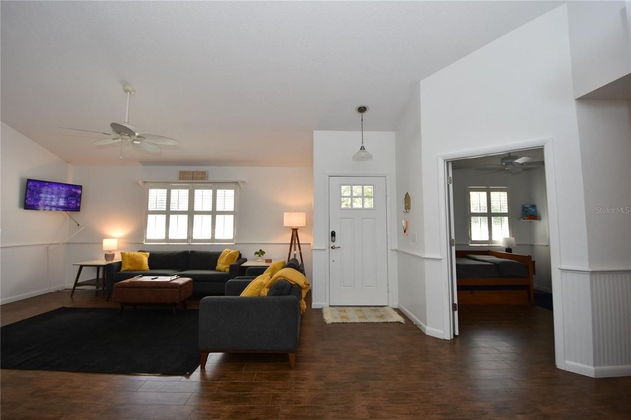 35 Andover Dr - Photo 5 of 50