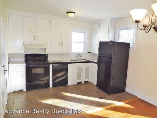 1911 Seddon Rd - Photo 3 of 7