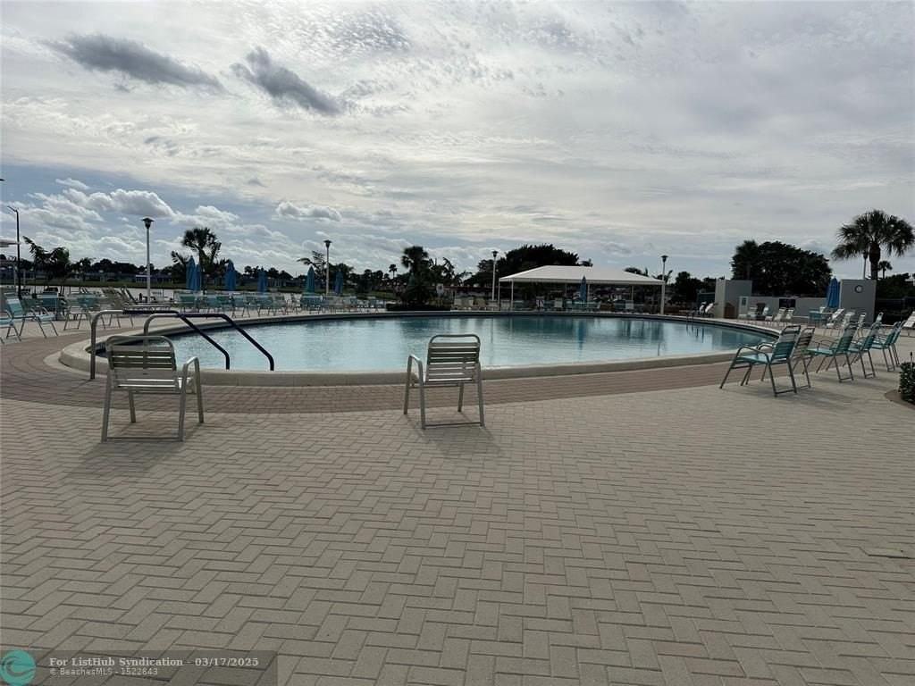 71 Normandy B 71 - Photo 7 of 9