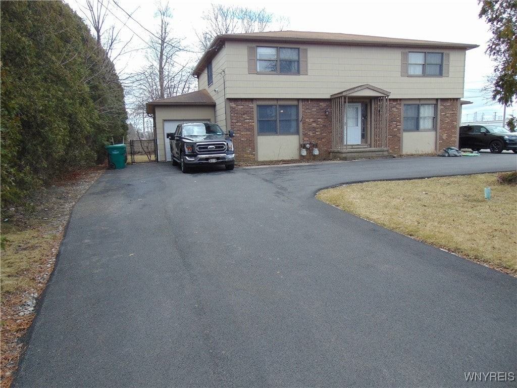 6258 Shimer Dr - Photo 2 of 36