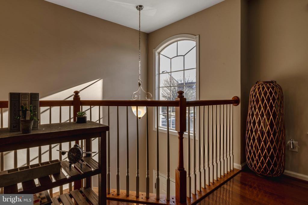 1530 Jason Dr - Photo 2 of 30