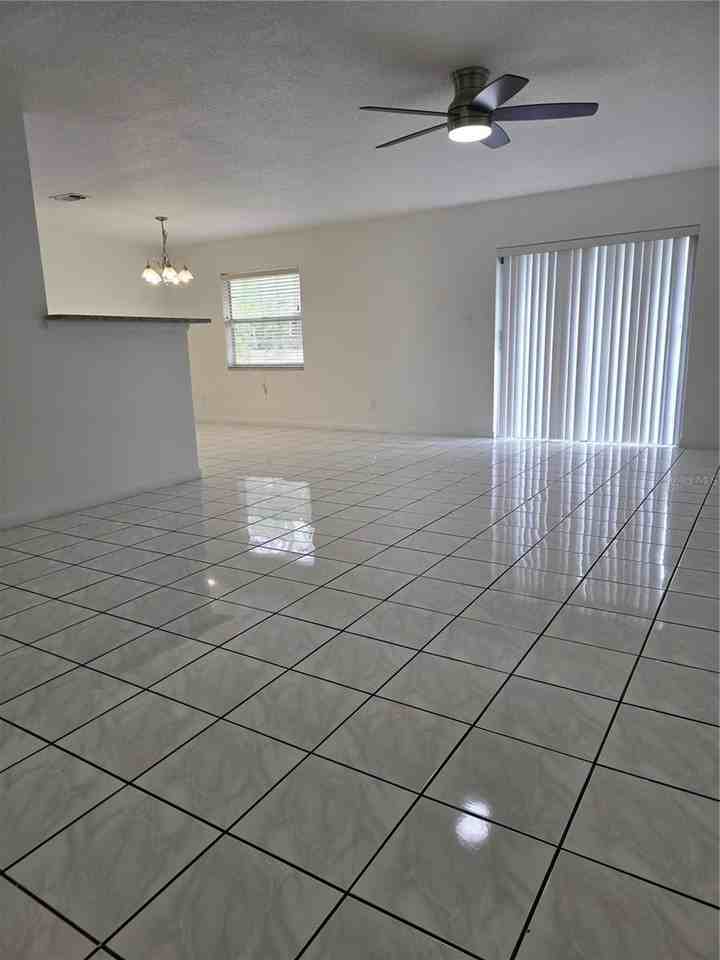 5505 Nokomis Cir - Photo 3 of 17