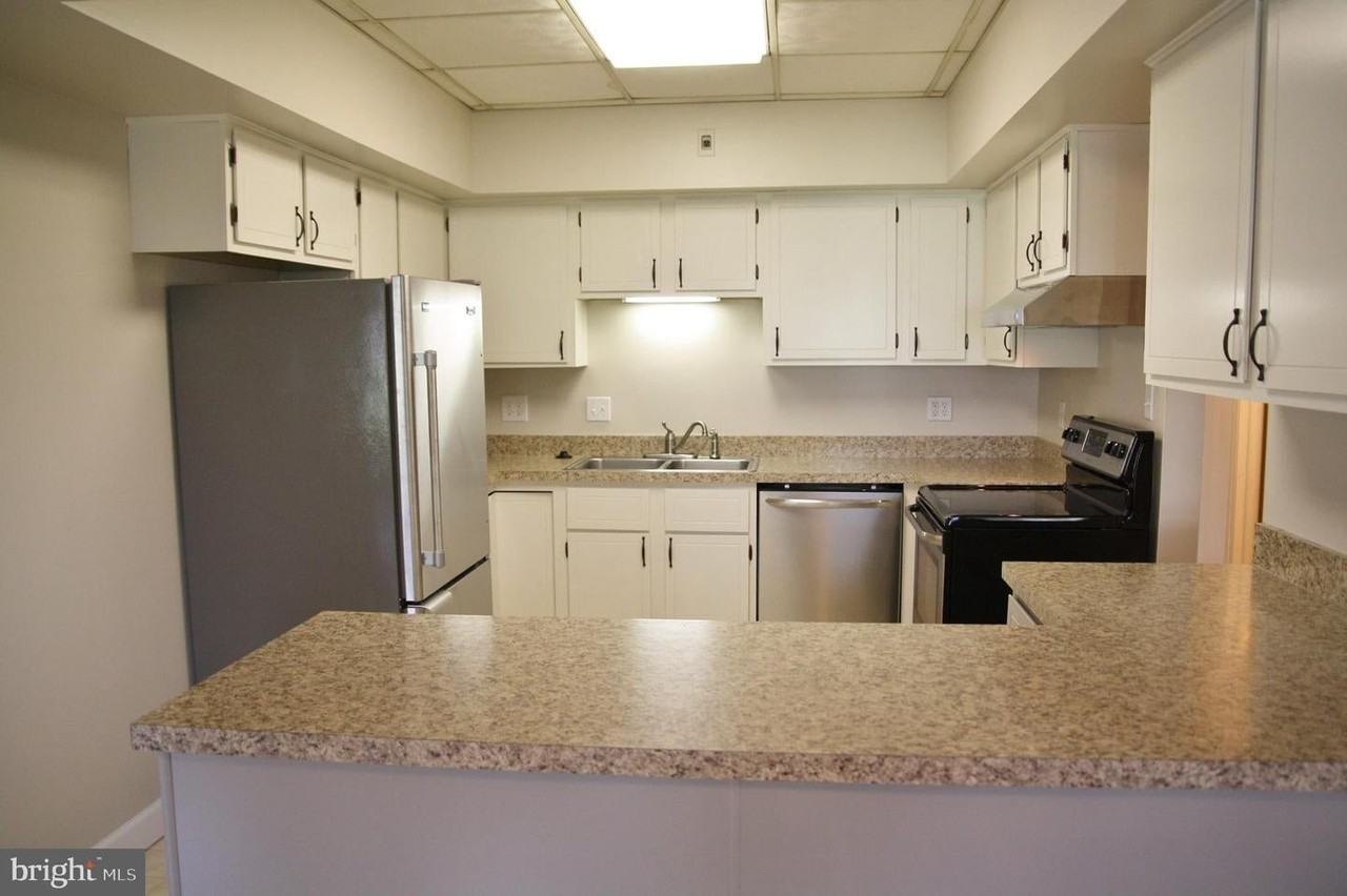 3943 Concord St - Photo 4 of 19