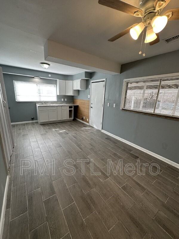 1125 Haley Ave - Photo 3 of 11