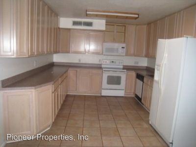 8000 E Manitoba Pl - Photo 2 of 15