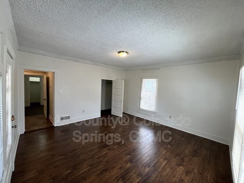 19 N 15th St - Photo 2 of 16