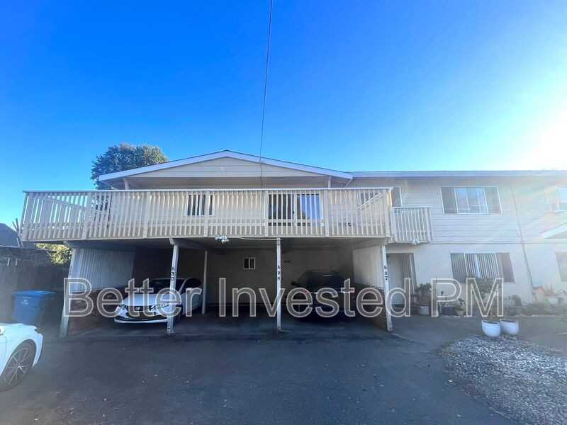 530 Steele Ln - Photo 2 of 9