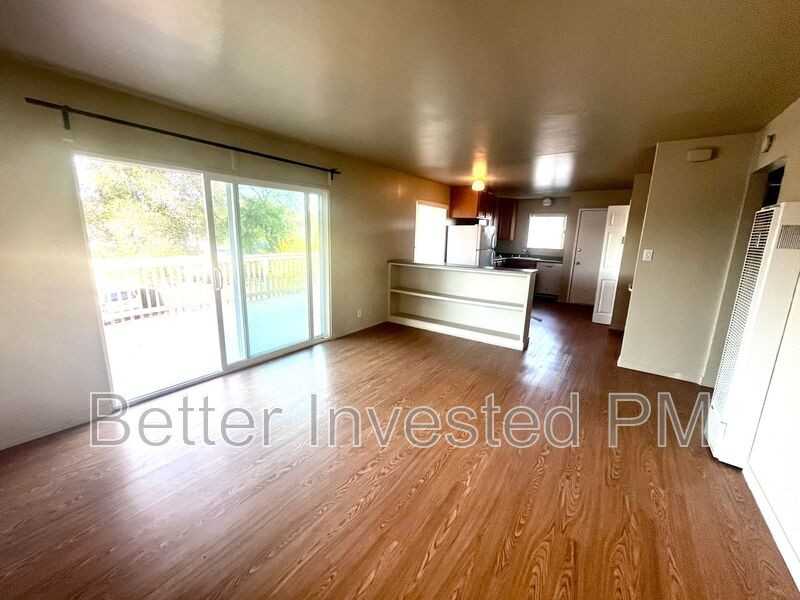 530 Steele Ln - Photo 3 of 9