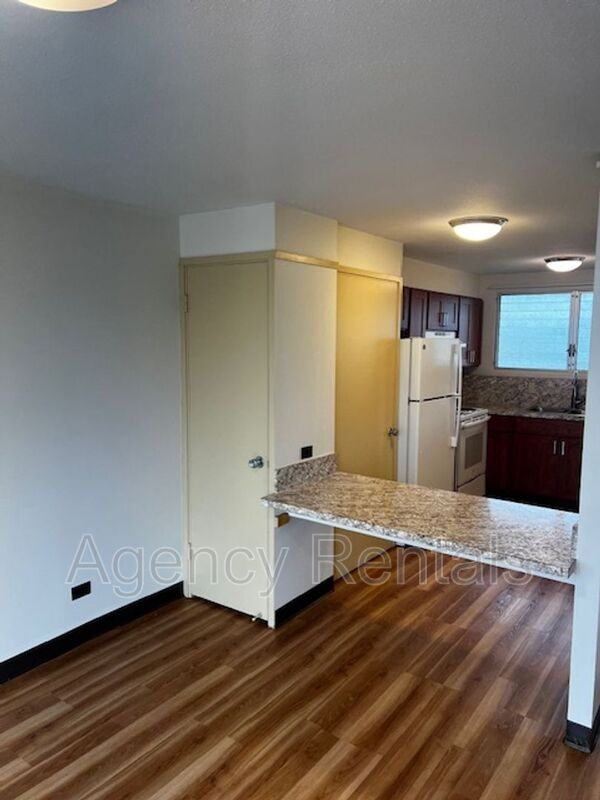 1519 Nehoa St #504 - Photo 2 of 8