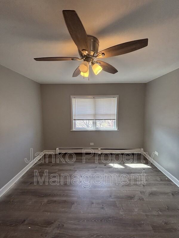 21907 Jeffrey Ave #3B - Photo 5 of 6