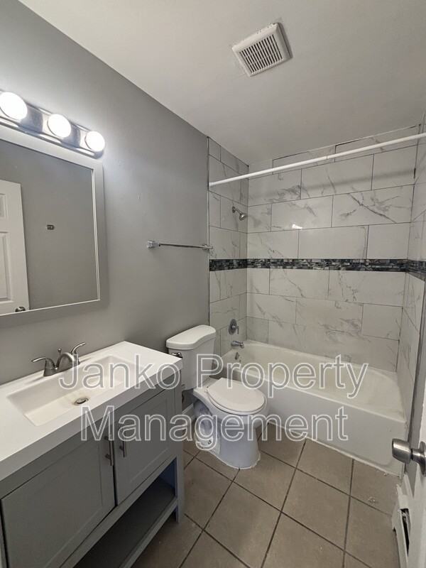 21907 Jeffrey Ave #3B - Photo 6 of 6
