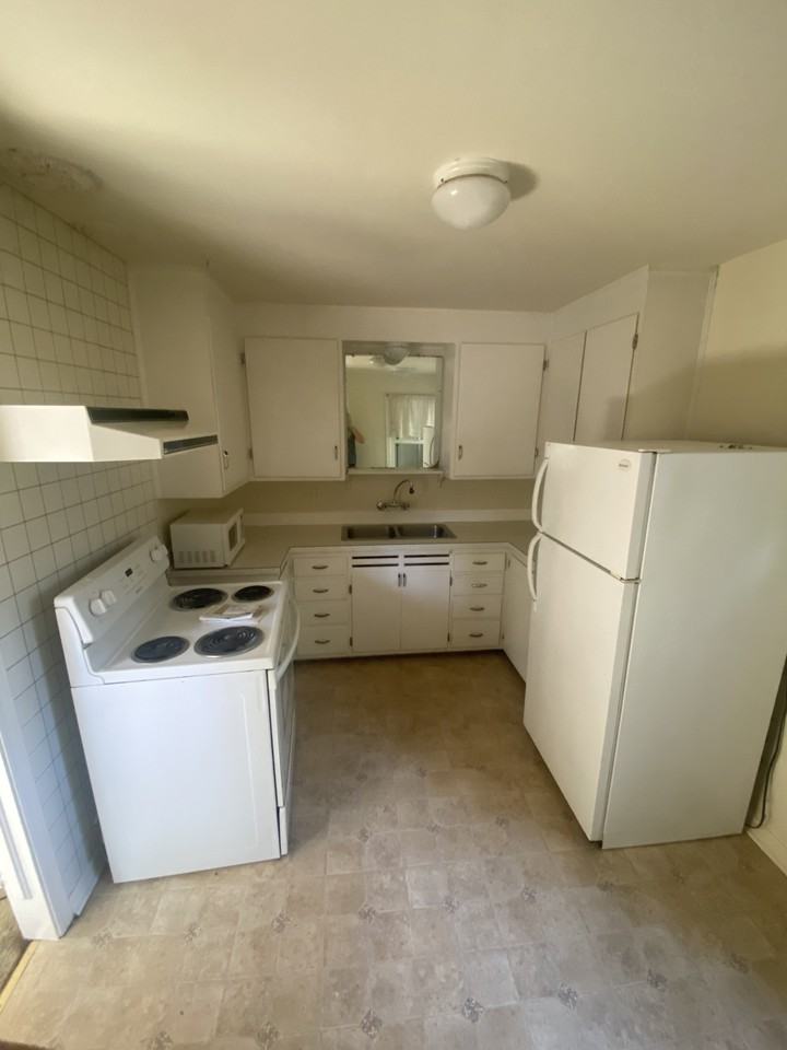 522 3rd St - Photo 5 of 5