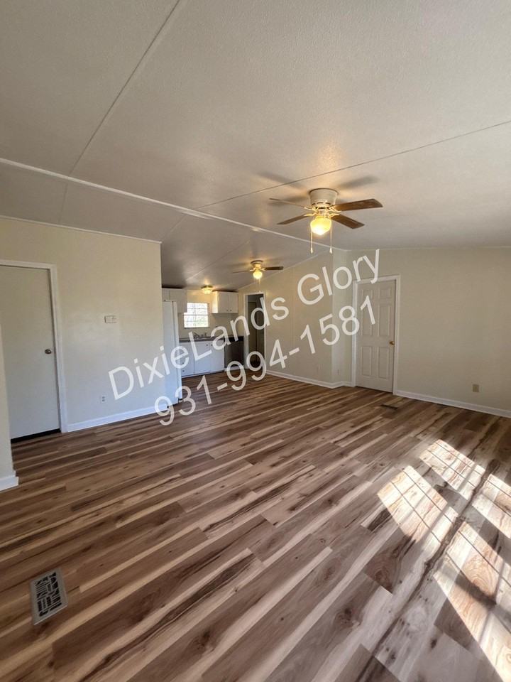 1778 Old Highwayn - Photo 3 of 17