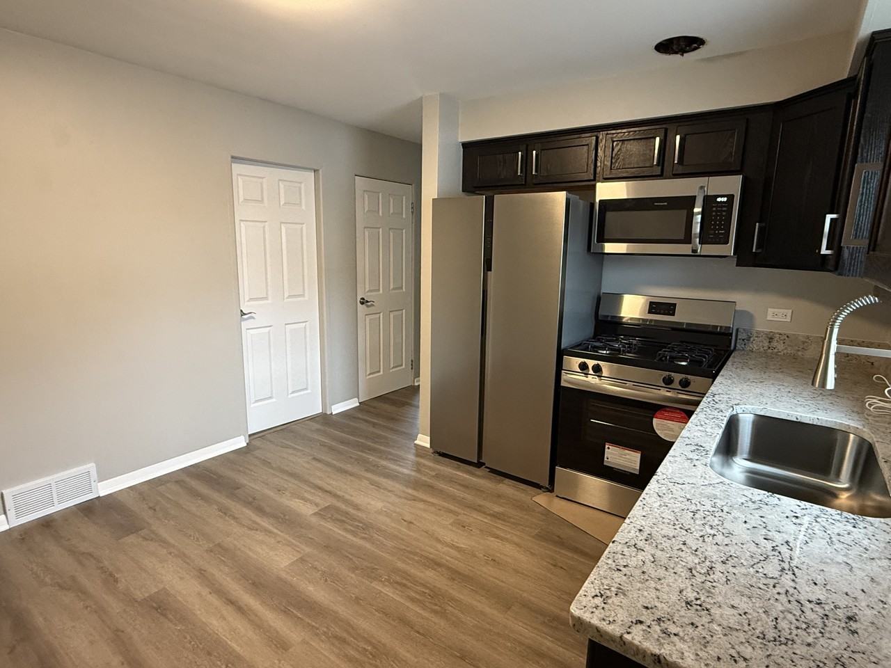 232 S Chase Ave #A - Photo 2 of 18