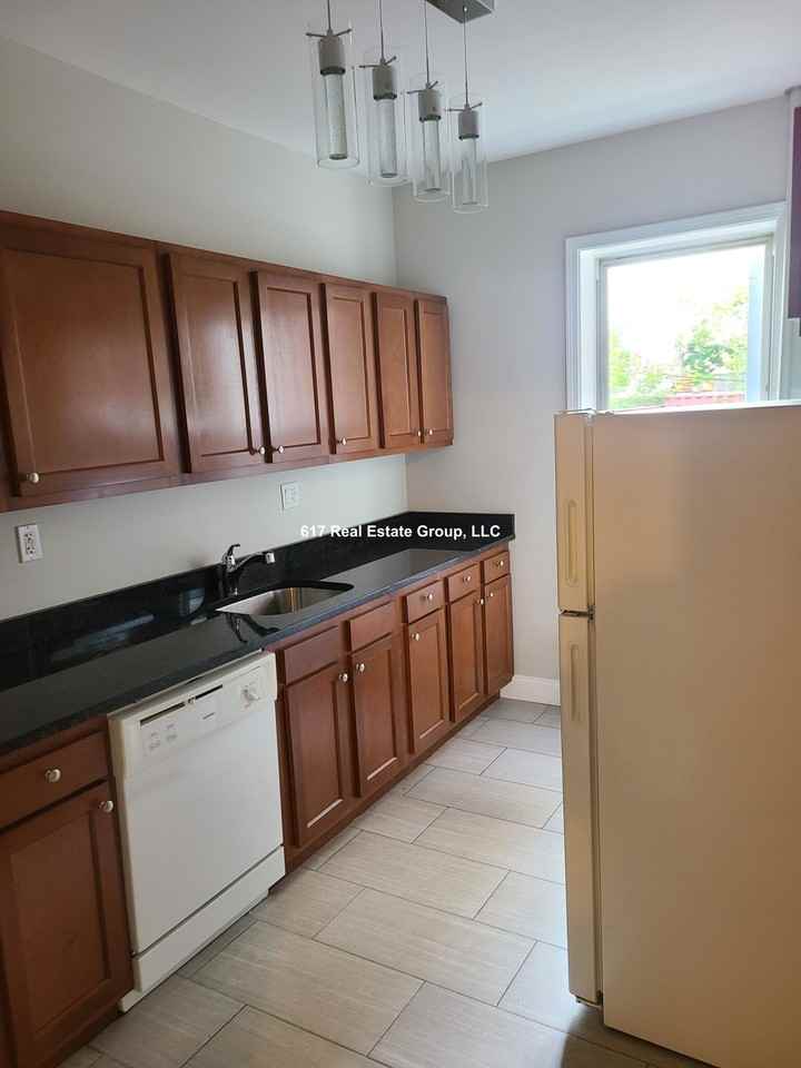 8 Farrington Ave #2 - Photo 3 of 17