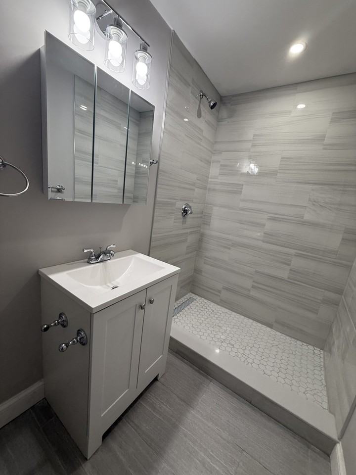 40 Fowler St #2 - Photo 7 of 12