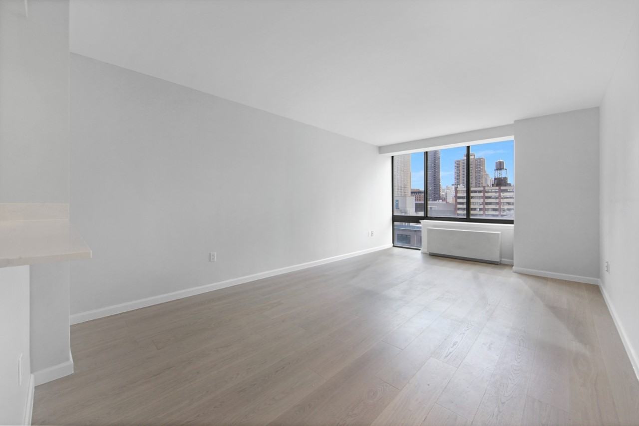 E 92nd St #11C - Photo 2 of 3