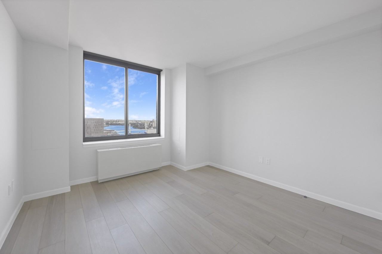 E 92nd St #28B - Photo 5 of 10