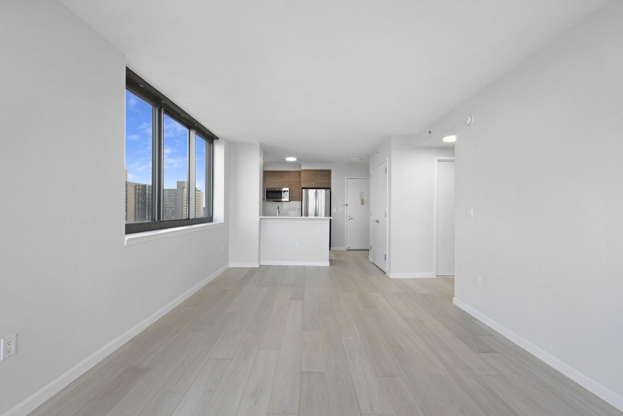 E 92nd St #28B - Photo 7 of 10