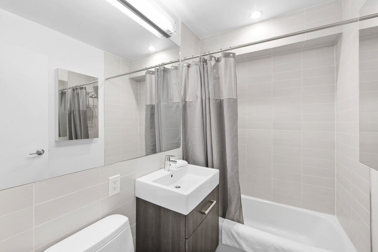 W 15th St #220 - Photo 6 of 8