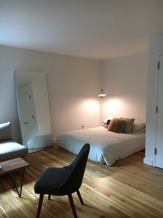 W 15th St #306 - Photo 2 of 5