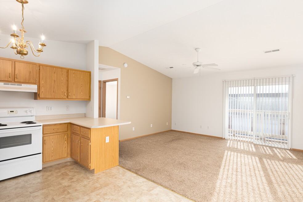 Washington Estates - Photo 4 of 17