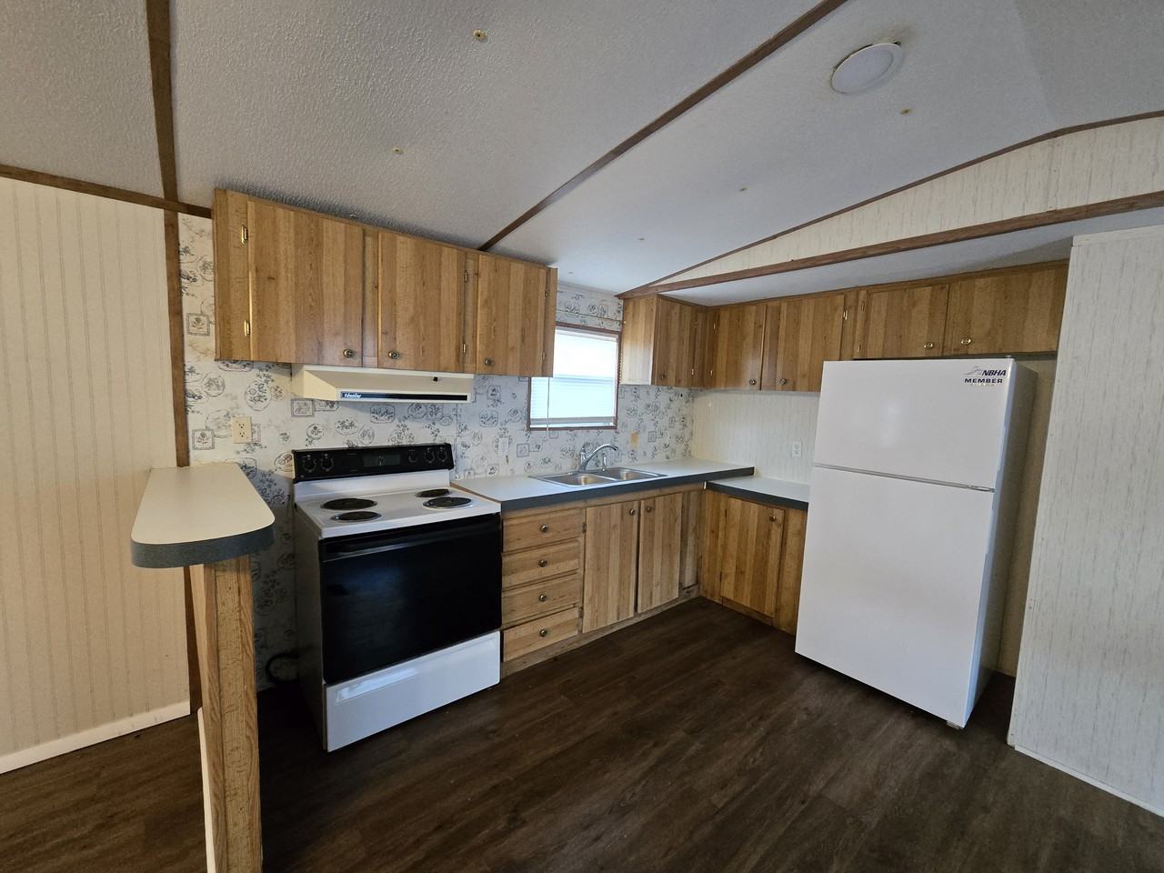 20049 Red Oak Road - Photo 2 of 14