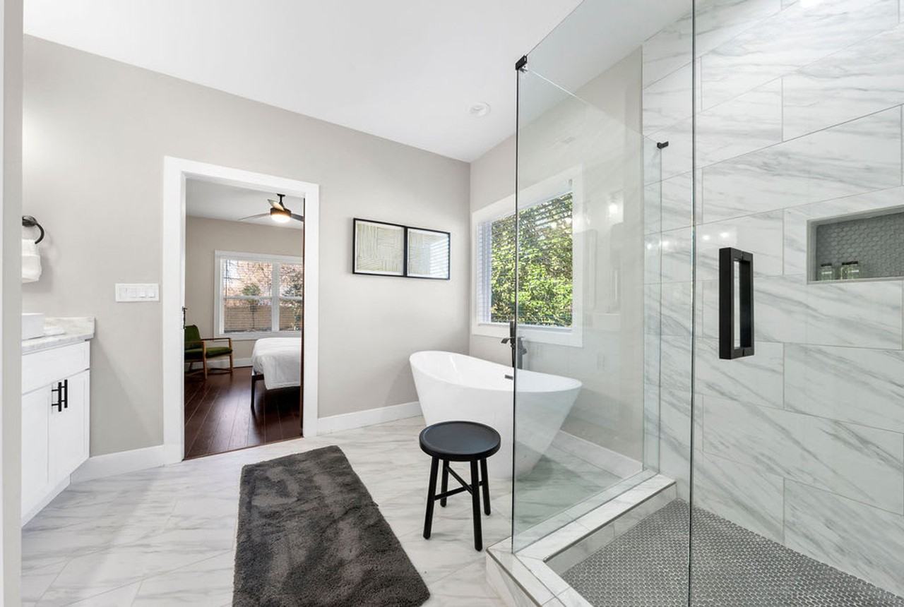 201 Clay Street Southeast - Photo 3 of 71