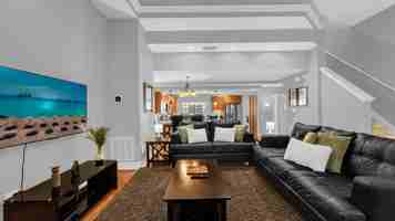 featured image of 14500 Damai Ln
