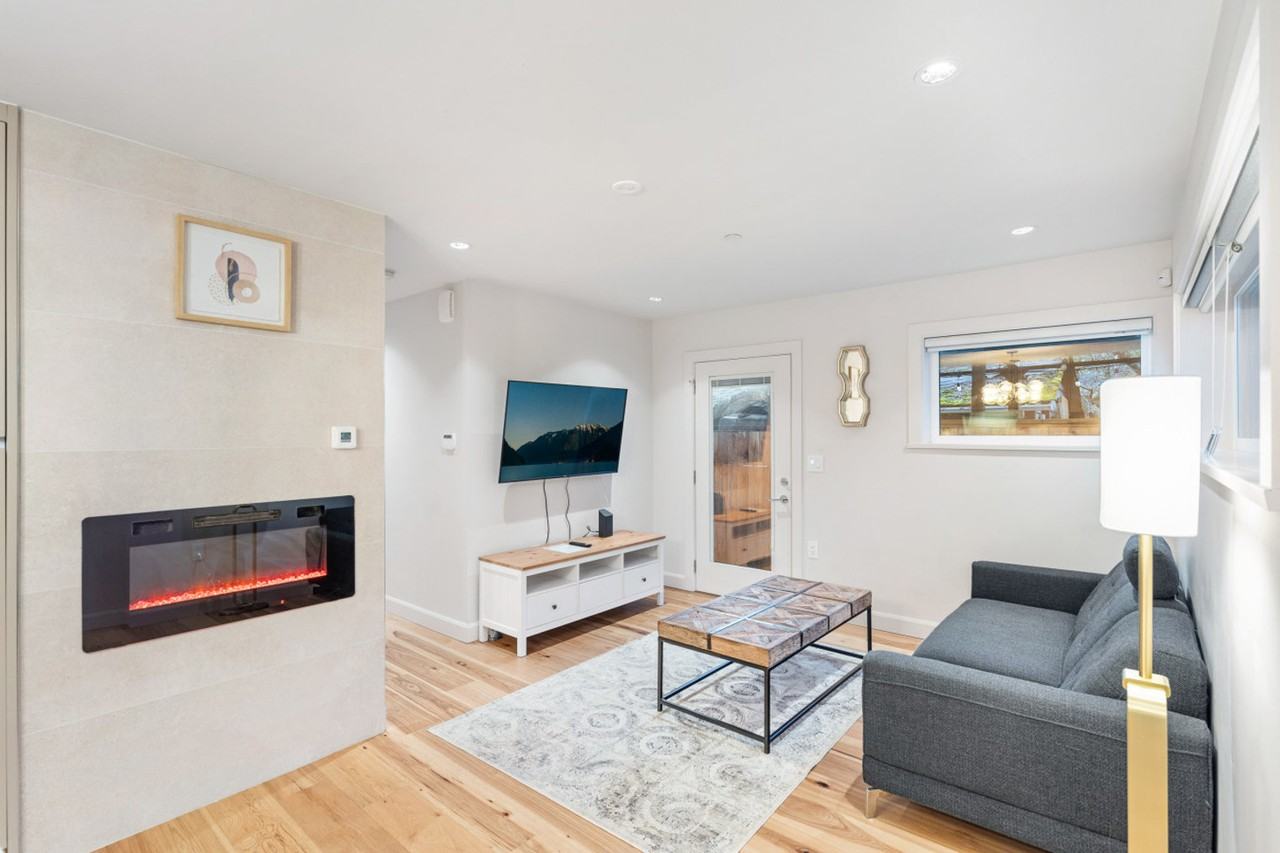 2764 West 10th Avenue #1051781P - Photo 2 of 18