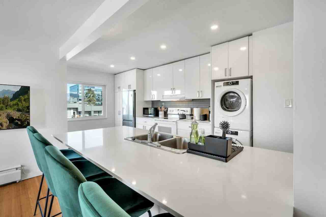 1550 West 11th Avenue - Photo 6 of 40