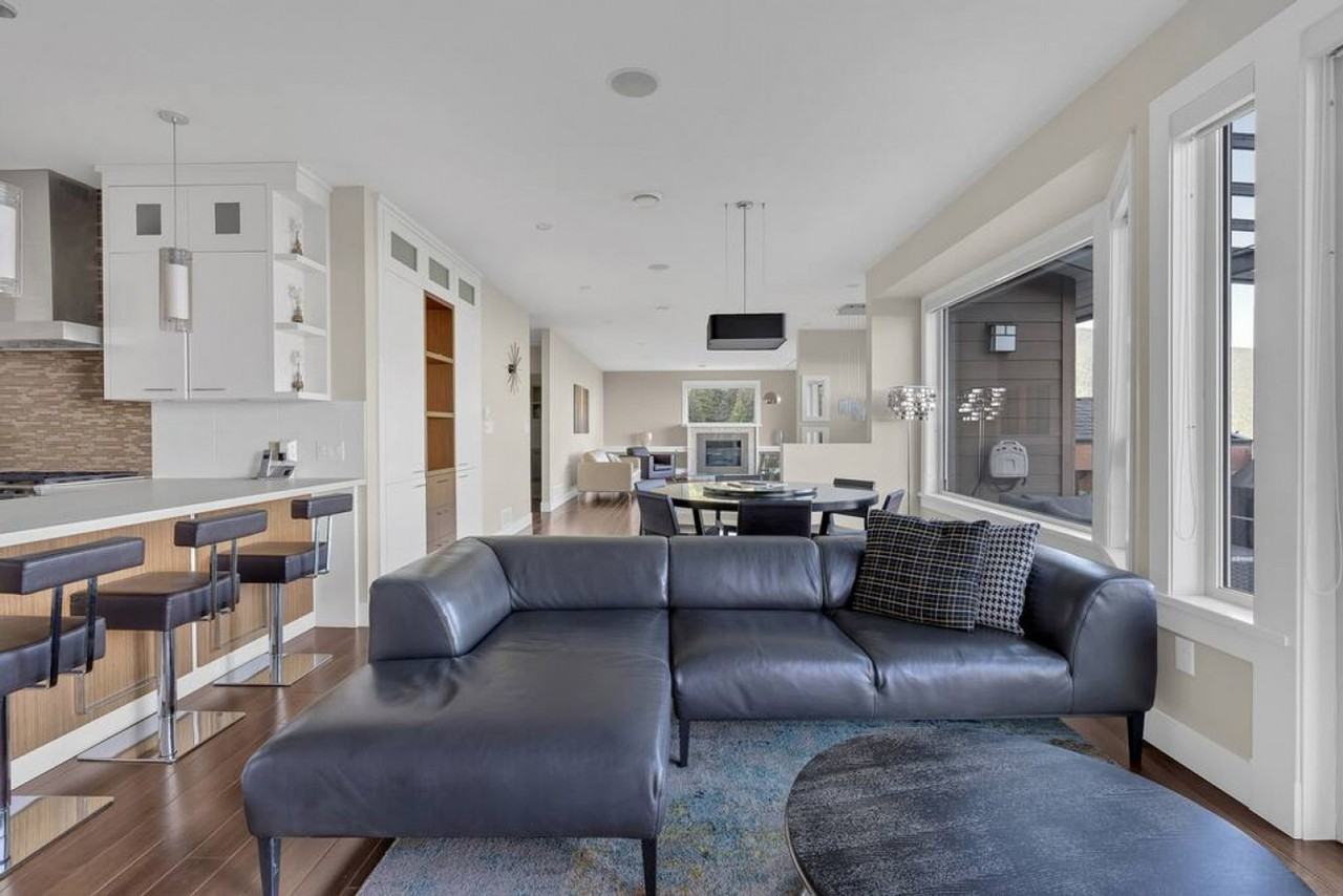 494 Craigmohr Dr #1051804P - Photo 2 of 44