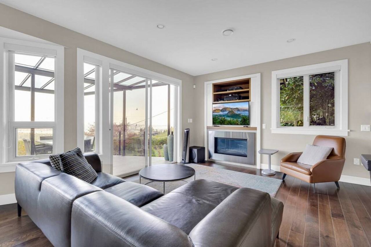 494 Craigmohr Dr #1051804P - Photo 3 of 44