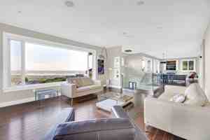 featured image of 494 Craigmohr Dr