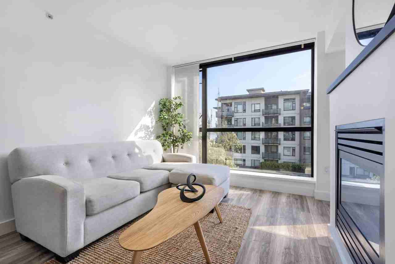 124 West 1st St #1051810P - Photo 6 of 26