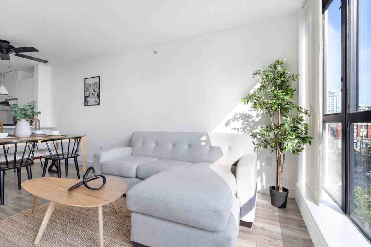 124 West 1st St #1051810P - Photo 7 of 26