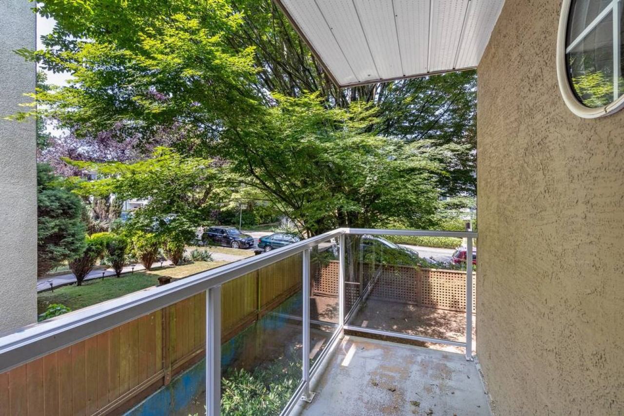 1126 West 11th Ave #1051818P - Photo 6 of 25