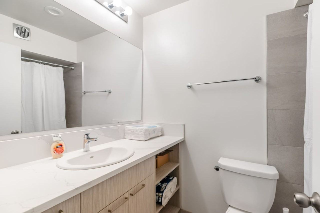 254 East 12th Ave #1051850P - Photo 3 of 14