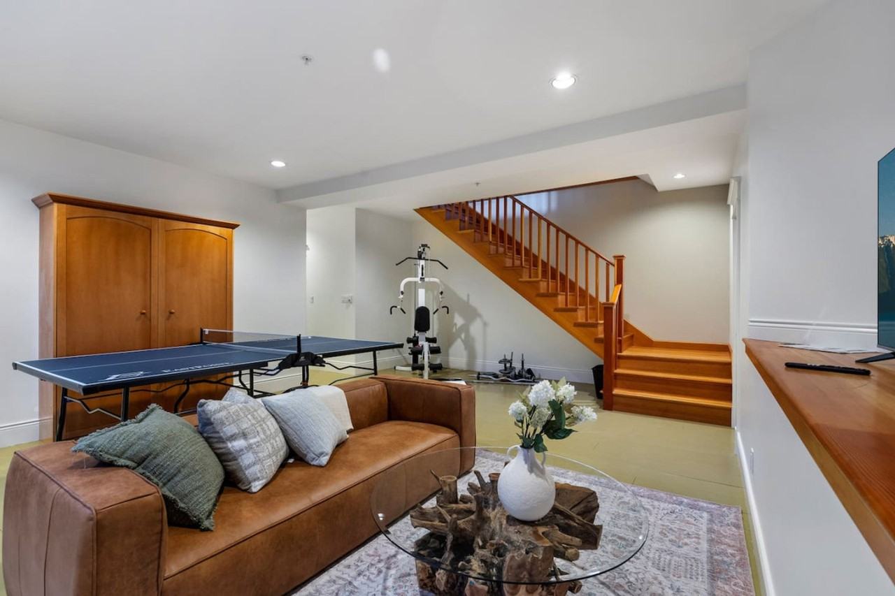 35 East 6th Ave #1051885P - Photo 4 of 50