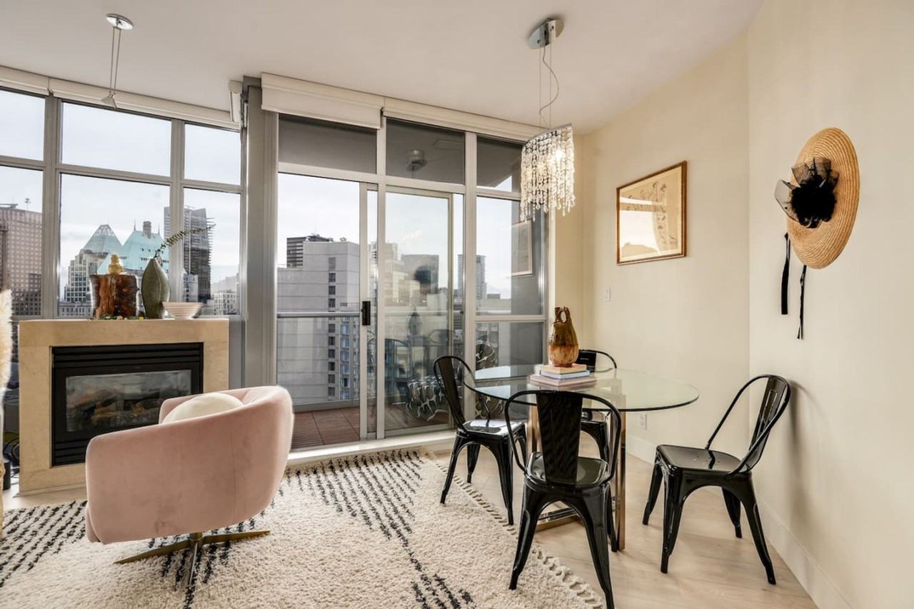 1050 Smithe Street - Photo 6 of 49